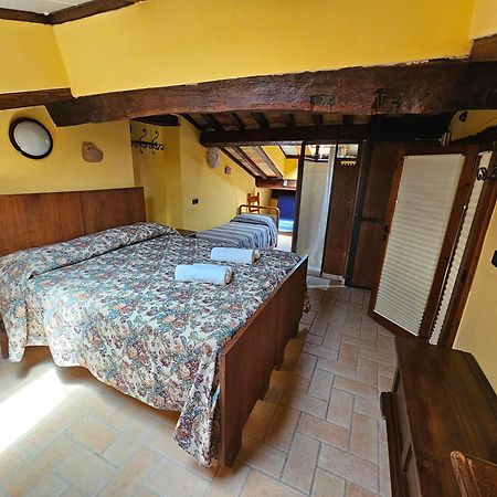 Agriturismo Ca Serrantonio - Ferri Appartamento Rossini อูร์บาเนีย ภายนอก รูปภาพ