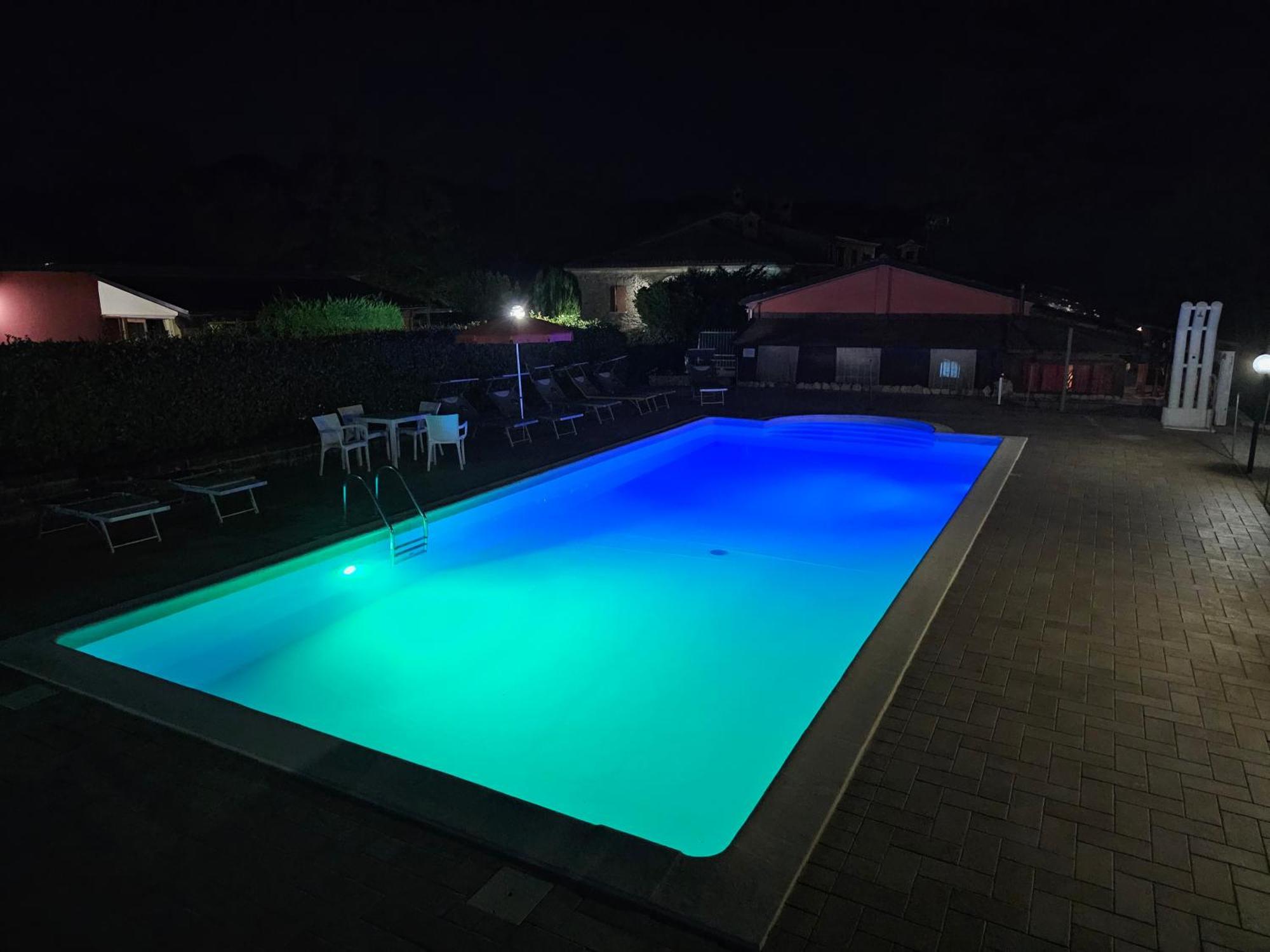 Agriturismo Ca Serrantonio - Ferri Appartamento Rossini อูร์บาเนีย ภายนอก รูปภาพ